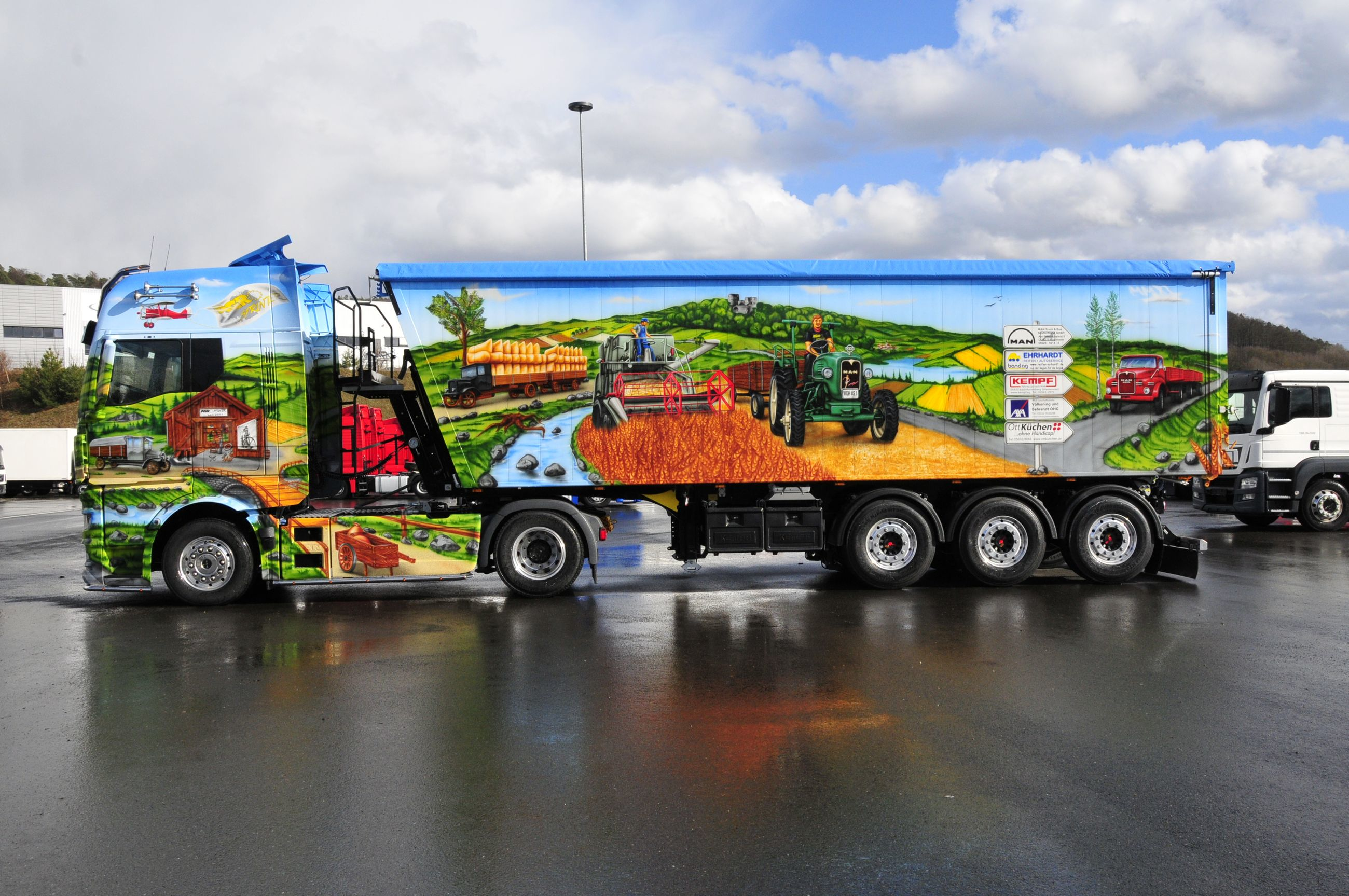 Agrosprinter MAN Sattelzug mit Airbrush-Lackierung in der Seitenansicht